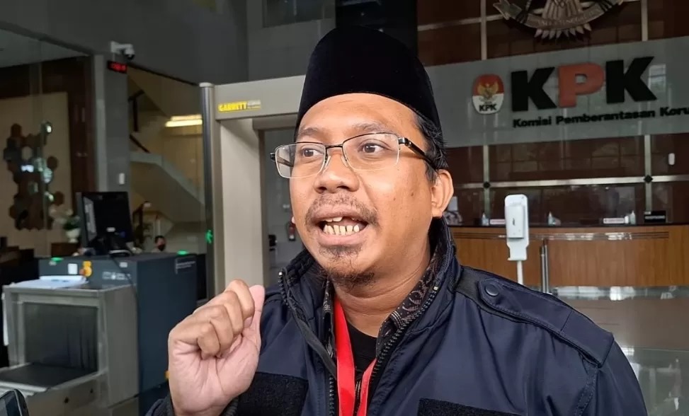 Bupati Sidoarjo Ahmad Muhdlor Ali alias Gus Muhdlor memenuhi panggilan pemeriksaan penyidik Komisi Pemberantasan Korupsi (KPK), Jumat (16/2)