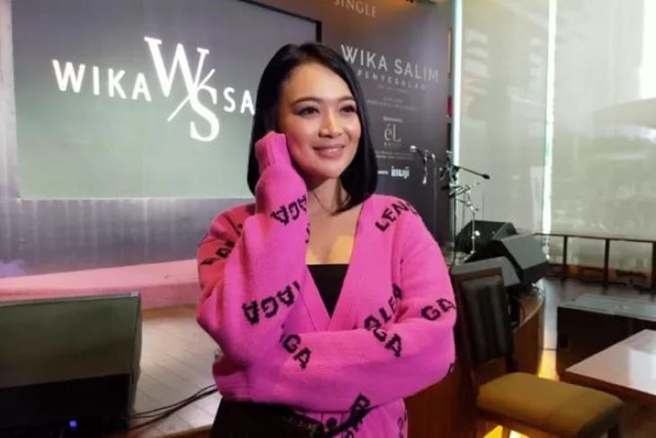 Wika Salim.