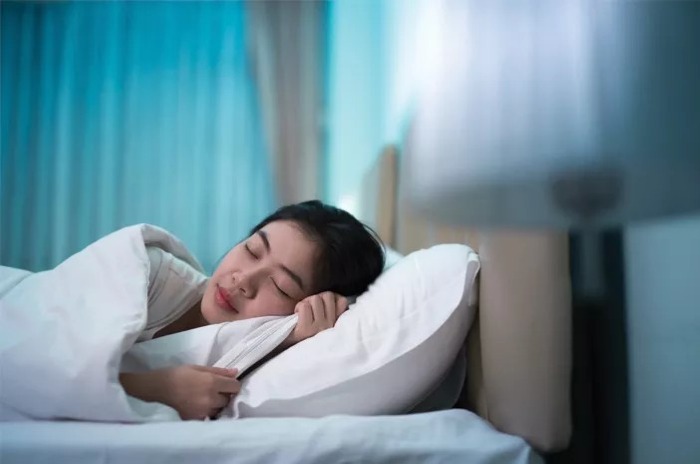 ilustrasi seseorang yang sedang tidur.
