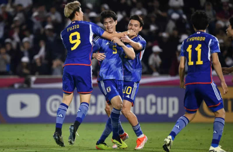 Pemain Jepang Berselebrasi (AFC)