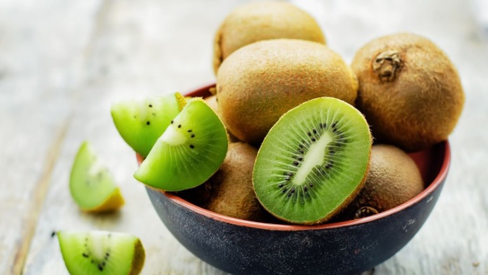 ilustrasi buah kiwi.