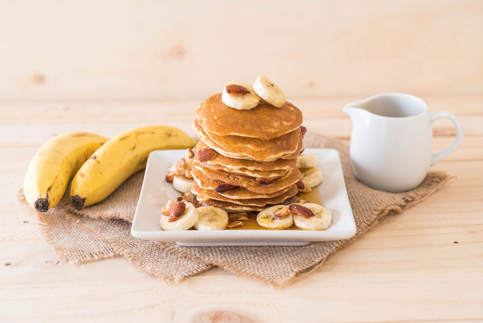 ilustrasi pancake pisang