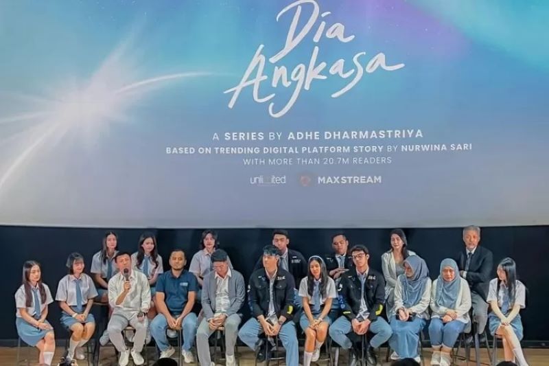 Seluruh Cast Series Dia Angkasa.