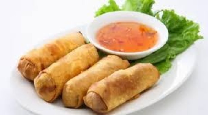 ilustrasi lumpia goreng.
