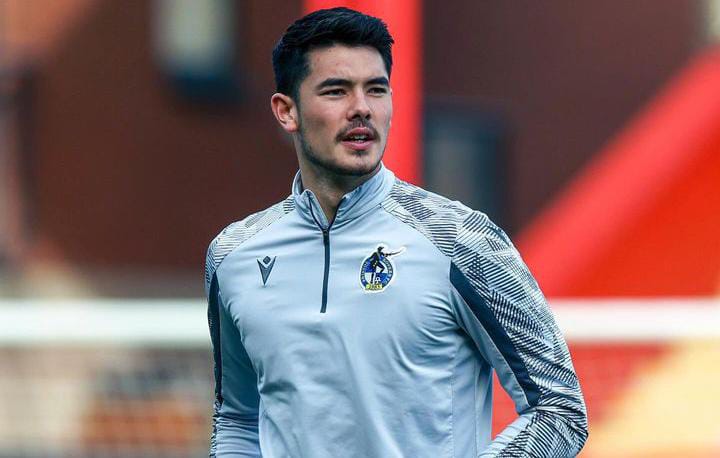 Masalah Elkan Baggott dengan Timnas Indonesia makin keruh dengan hilangnya PSSI di bio Instagram pribadinya dan pemberitaan media Vietnam.  ( Foto instagram @elkanbanggot )