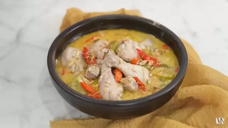 Resep garang asem ayam. ( website @jawapos.com )