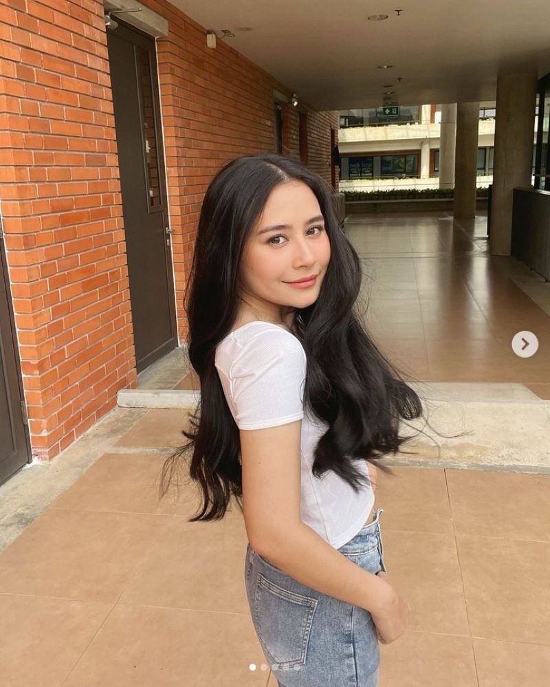 Potret foto Prilly Latuconsina.