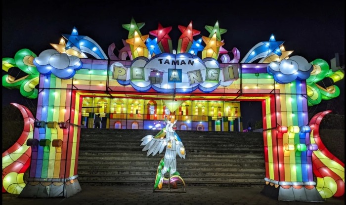 Foto:Taman Pelangi Jogja Sebagai Wisata Malam yang Instagramable. (Jogja Funtastic)