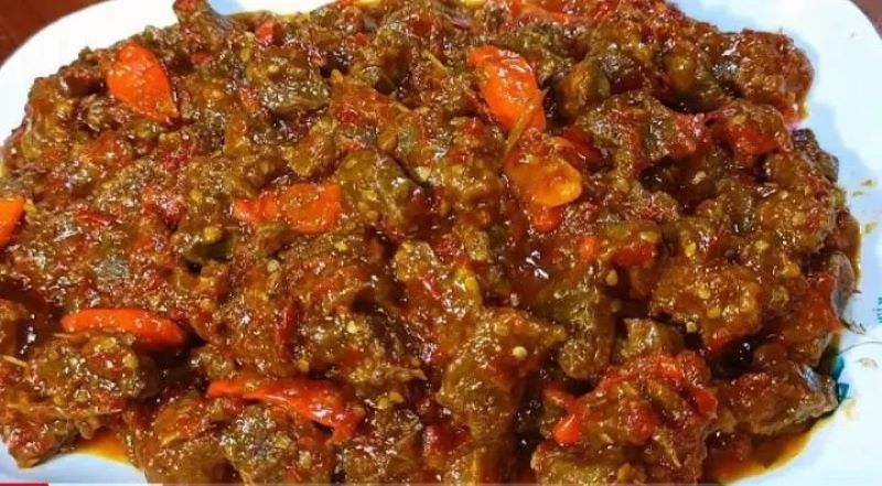 Caption: Oseng daging cabe.