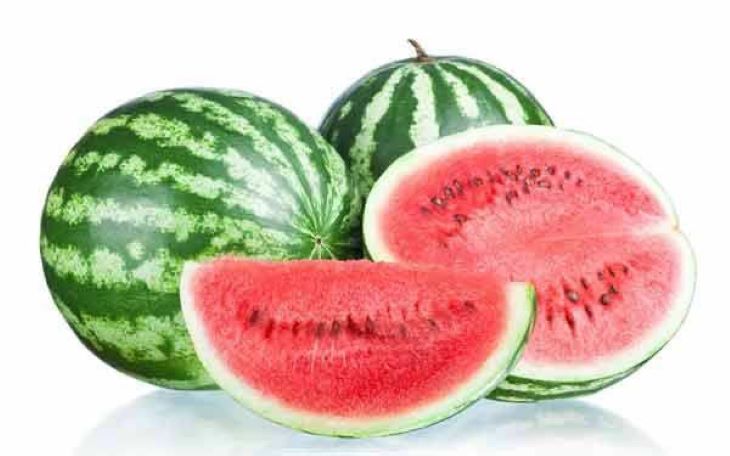 Buah semangka.( Foto dari pinterest )