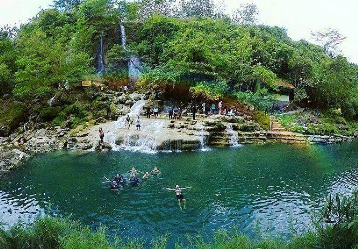 Air Terjun sri gethuk.( Foto dari pinterest )