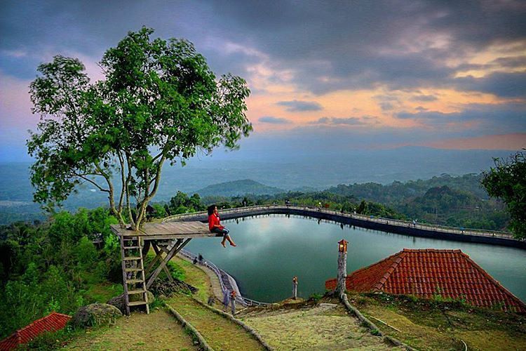 embung nglanggeran (ig/bingah_inawati)
