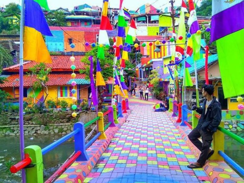 Kampung Pelangi Semarang.