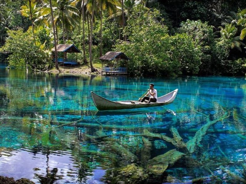 Menikmati kejernihan Danau Paisu Pok di Banggai, Sulawesi Tengah