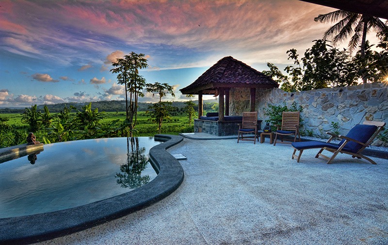 Bluesteps Villa & Resto (villabluesteps.com)