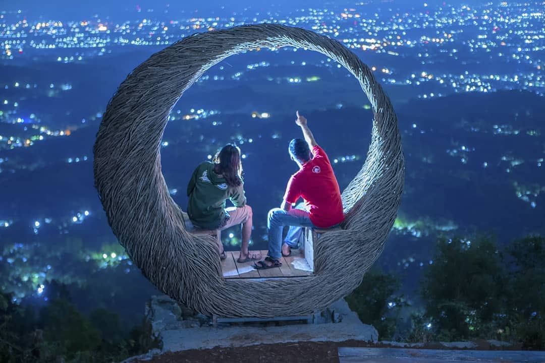Puncak Becici yang terletak di Desa Wisata Mangunan. (foto: tempatwisata.pro)