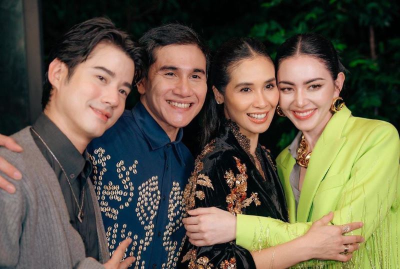 Pemain Film Kang Mak from Pee Mak bertemu dengan Pemain film Pee Mak di Indonesia