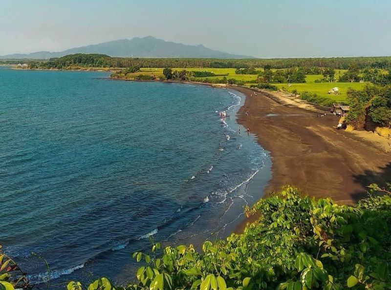 Keindahan Pantai Punuk Sapi.