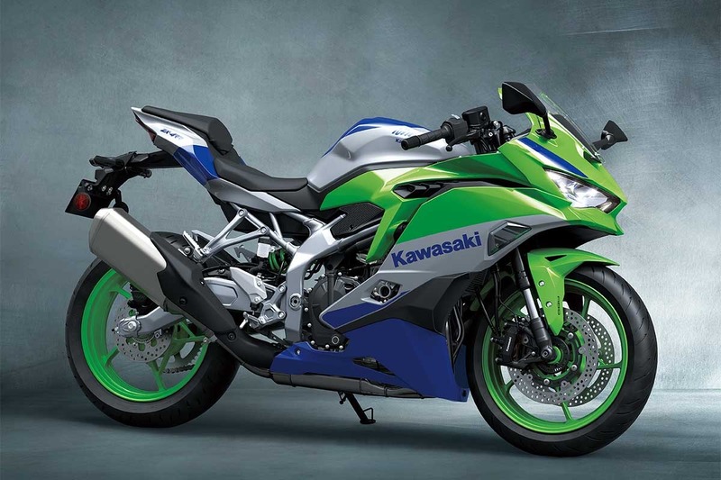 Ilustrasi Kawasaki merilis ZX-25R 40th Anniversary Edition dengan desain eksklusif dan teknologi canggih.
