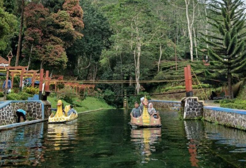 Destinasi wisata bersejarah yang wajib di kunjungi ketika berlibur di Bumiayu Brebes Selatan.