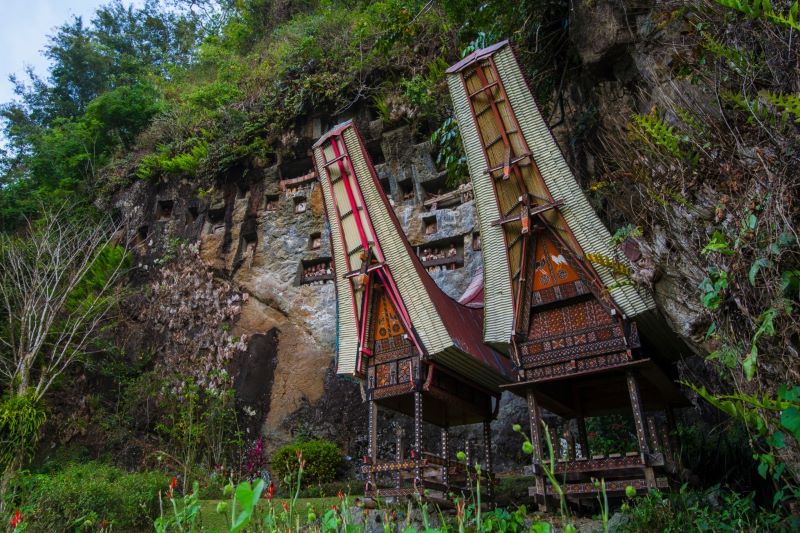 Batu ikonik di Lemo, Tana Toraja.