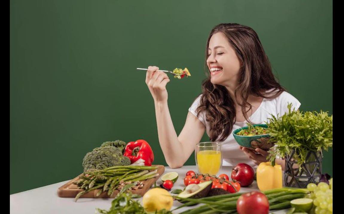 ilustrasi makan makanan sehat (pinterest)