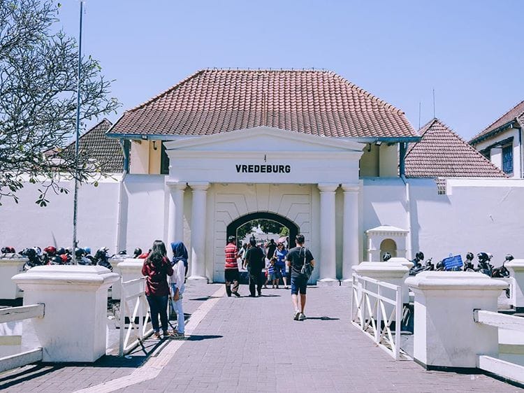 Benteng Vredeburg: Saksi Bisu Perjalanan Sejarah dan Perkembangan Kota Yogyakarta