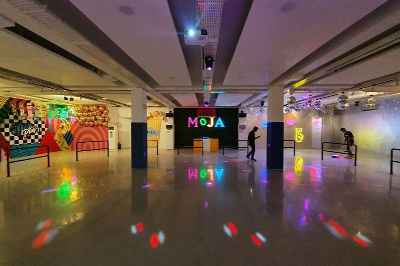 Menikmati pengalaman seru dan estetik di MoJa Museum, Jakarta.