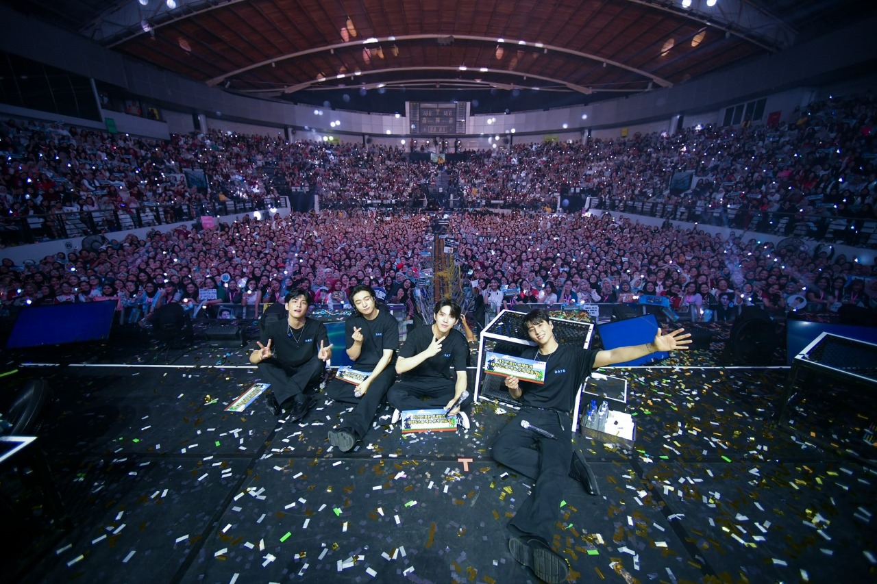 Day6 In Jawa Pos Arena Surabaya.   (Official Twitter Day6)