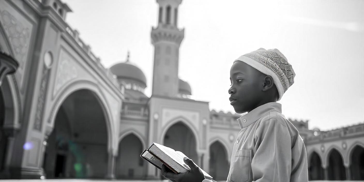 Ilustrasi Seorang Santri Putra Sedang Muroja