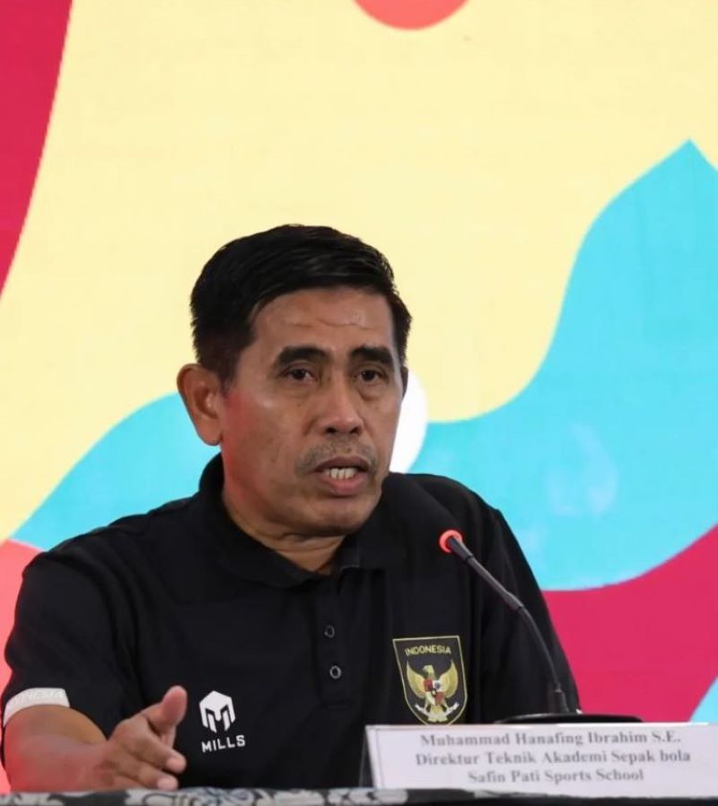 Coach Muhammad Hanafing.