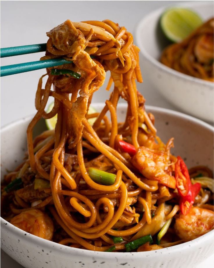 Mie Gomak goreng, paduan sempurna antara cita rasa tradisional dan kenikmatan modern.