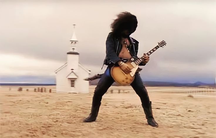 Slash dalam video klip November Rain.