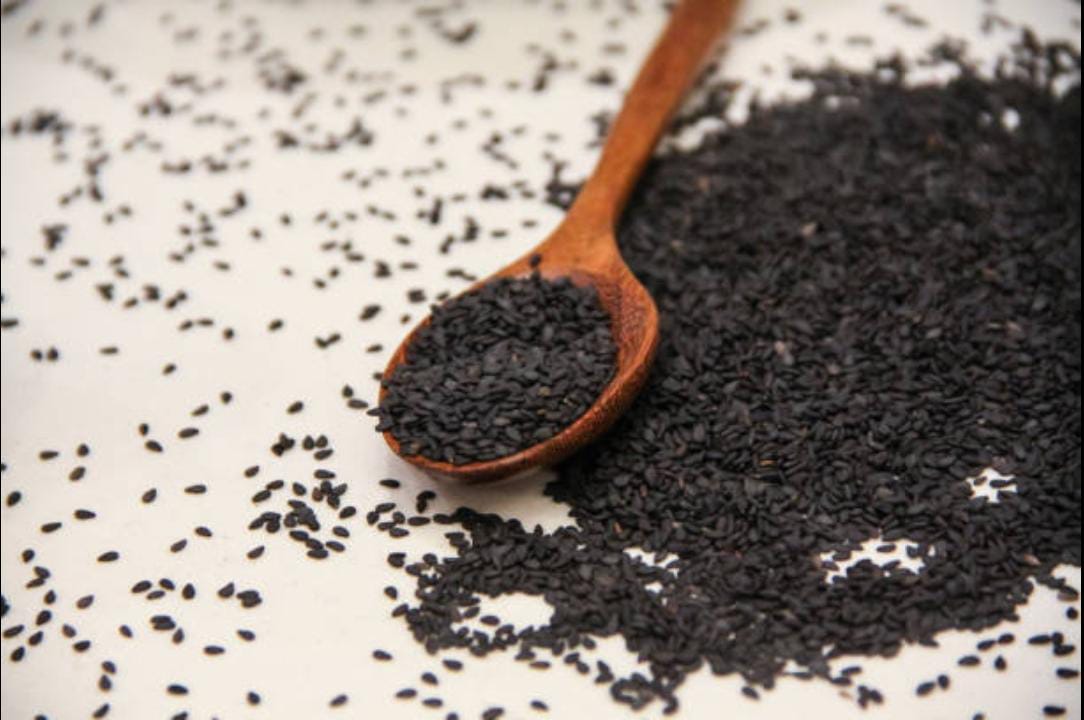 ilustrasi habbatussauda/jinten hitam (pixabay)