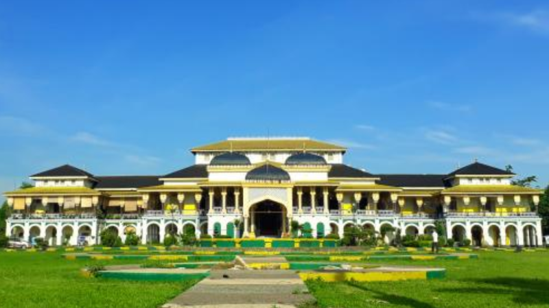 Keindahan Arsitektur Istana Maimun, simbol kejayaan Kesultanan Deli.