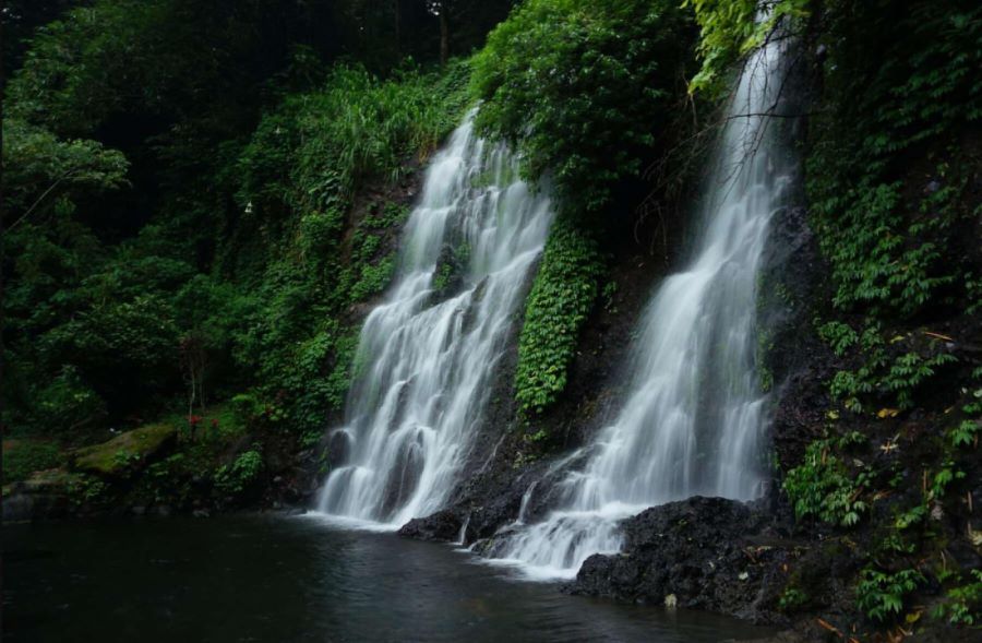 Wisata alam air terjun Jagir Banyuwangi.