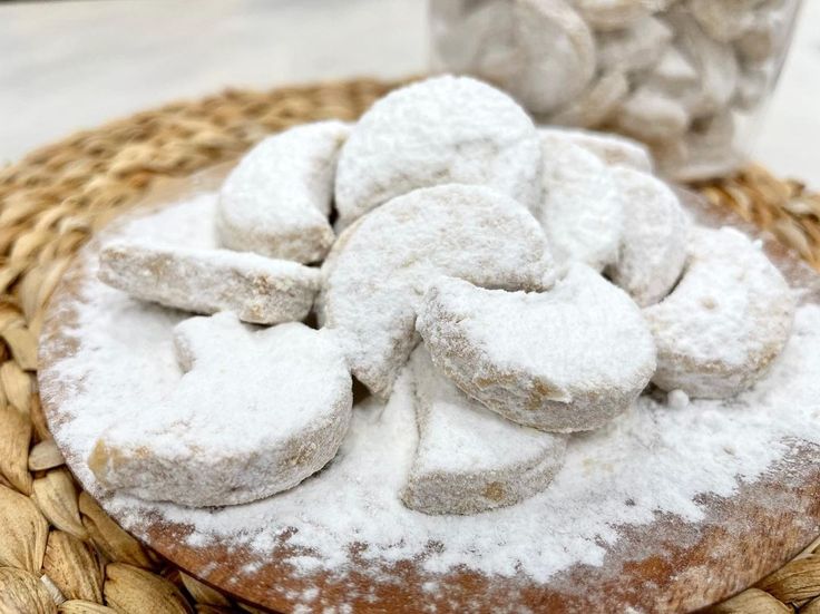 Kue putri salju. (Pinterest)