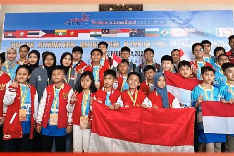 Indonesia kembali torehkan prestasi gemilang di kancah internasional dalam ajang Thailand International Mathematical Olympiad (TIMO) 2024-2025.