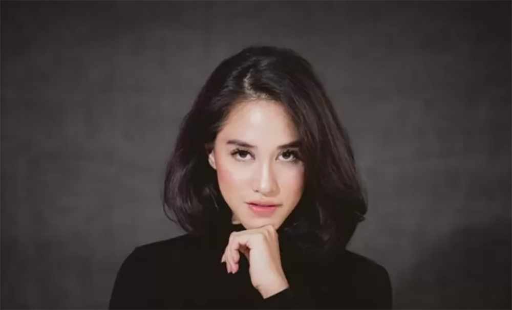 Asyifa Latief (Miss Indonesia 2010)