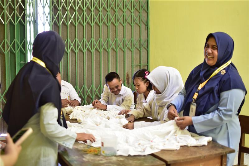 Aplikasi Jogja Digdaya, Cara Prudential Indonesia dan Plan Indonesia Perkuat Kesiapsiagaan Satuan Pendidikan dari Ancaman Bencana&nbsp;