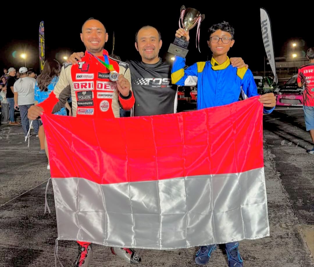 Farrel Rafellyno saat menjuarai dua podium South East Asia Drift Series Thailand. (Foto: Instagram @fitra.eri)