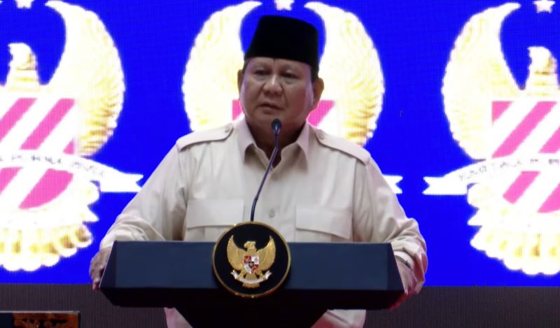 Prabowo Subianto sampaikan sambutan acara Halal Bihalal Purnawirawan TNI-AD dan keluarga besar TNI-POLRI di Balai Kartini, Jakarta, Selasa (6/5/2025).