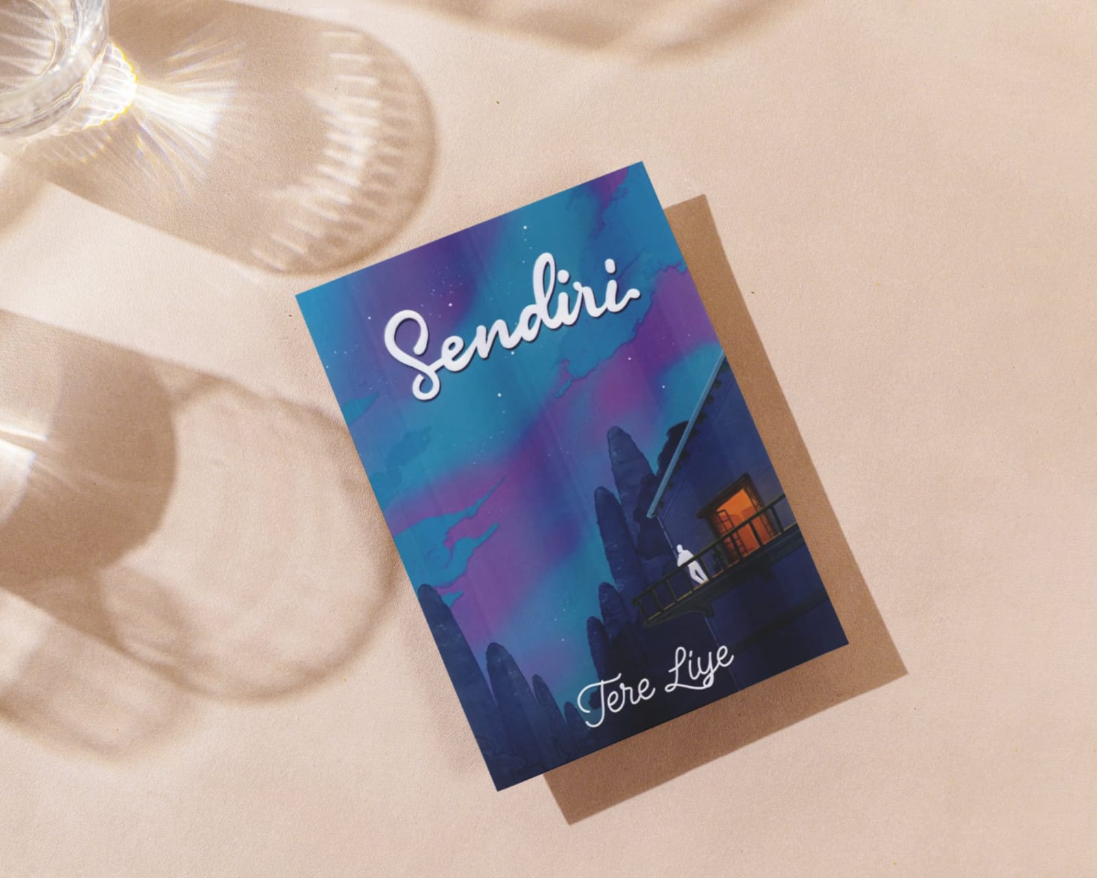 Novel Sendiri karya Tere Liye.