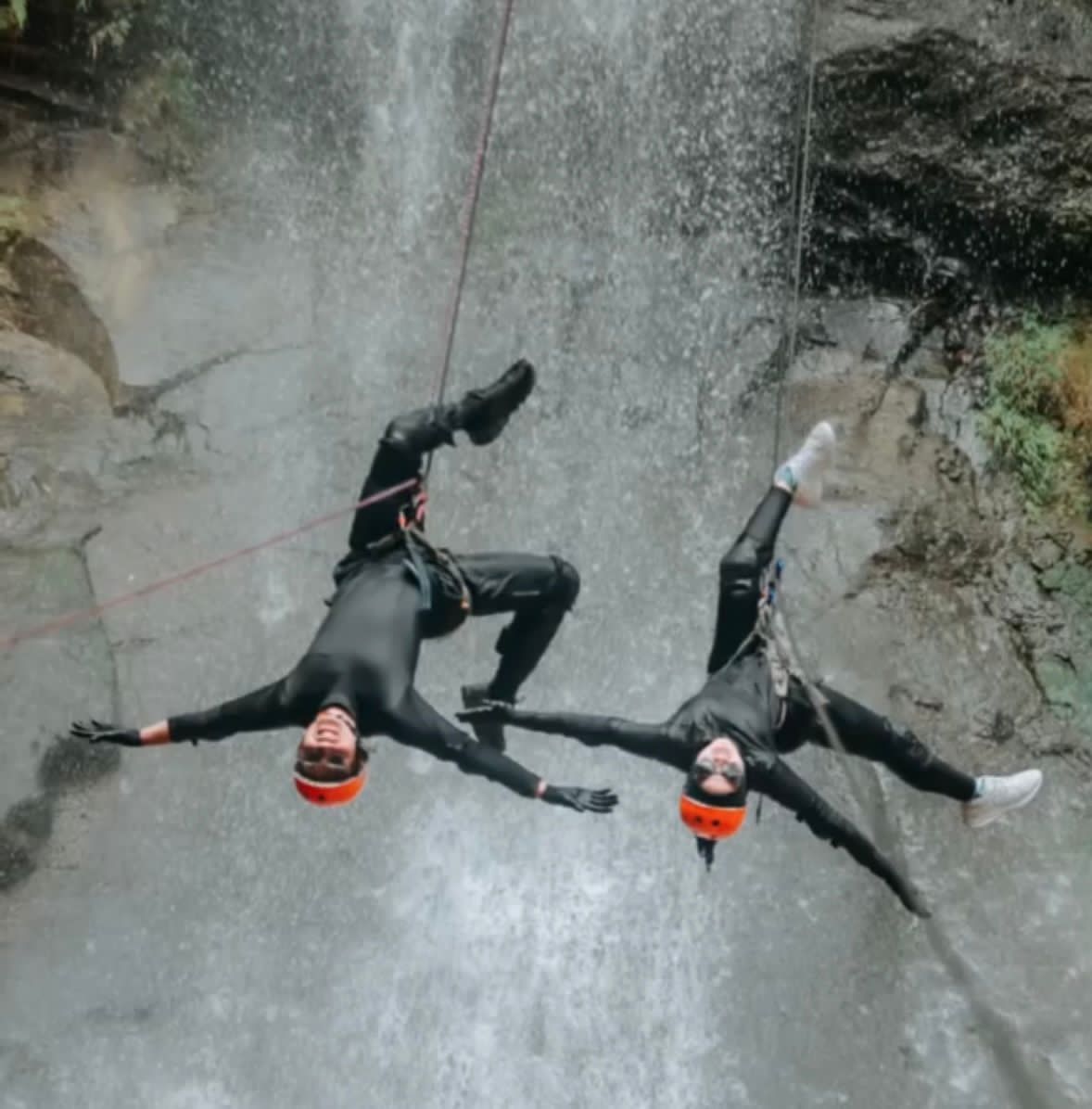 Ilustrasi Canyoneering di Curug Gedhe Yogyakarta.