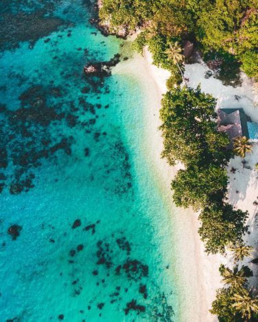 Pesona Keindahan Karimun Jawa.