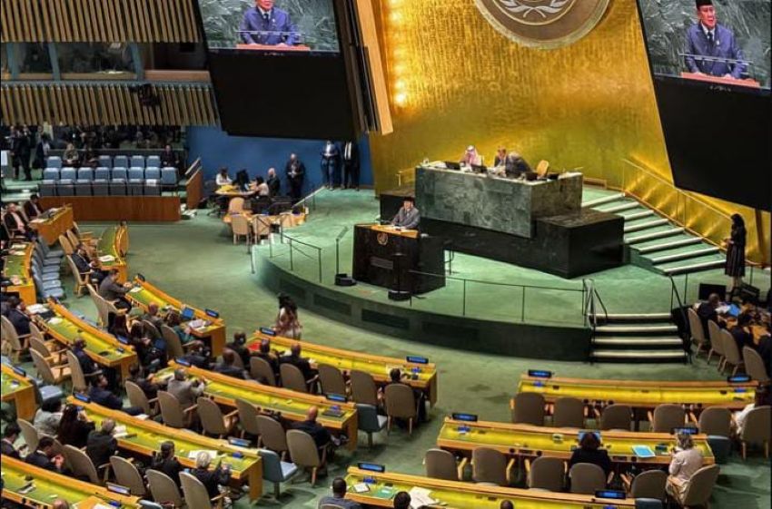 Presiden Republik Indonesia, Prabowo Subianto menyampaikan pidato pada Konferensi Internasional Tingkat Tinggi Perserikatan Bangsa-Bangsa (KTT PBB) di  New York, Amerika Serikat (AS), pada Senin.