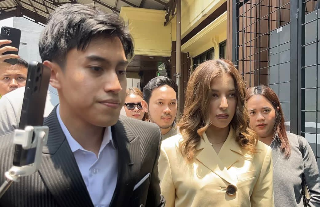 Ilustrasi saat Tasya Farasya hadiri sidang perceraian.