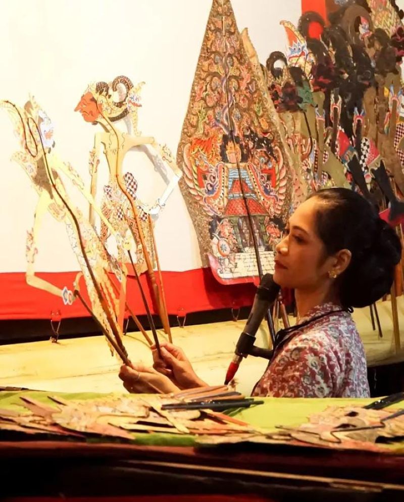 Rizki Rahma, dalang perempuan asal Yogyakarta.