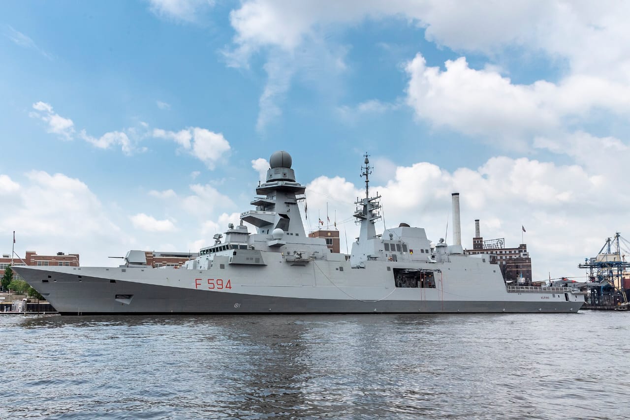 Potret fregat Alpino saat berlabuh di pelabuhan Baltimore (2018).