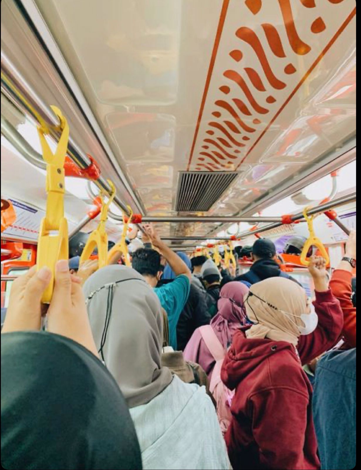 Jadwal KRL Jogja - Solo periode 6-12 Oktober 2025.